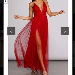 ELISABETH PLEATED TULLE FORMAL DRESS